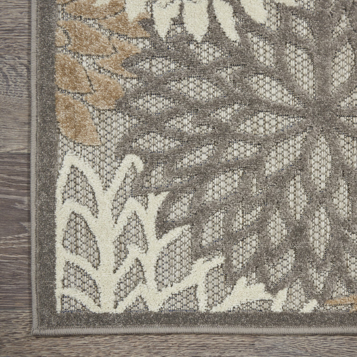 10' Gray And Ivory Indoor Outdoor Area Rug