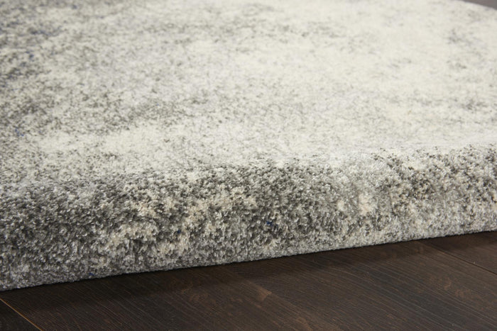 4' X 6' Gray And Ivory Abstract Area Rug