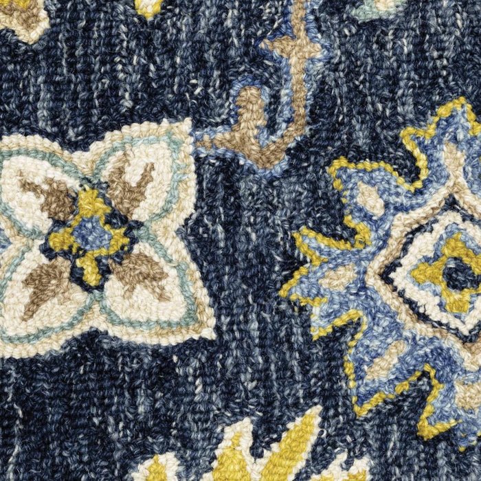 4' X 6' Navy And Blue Bohemian Area Rug