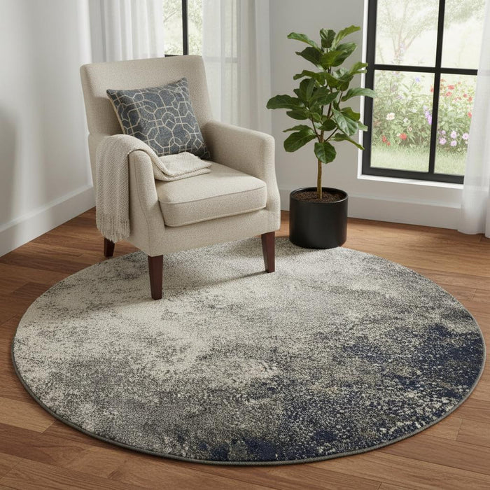 5' Gray And Ivory Abstract Round Rug