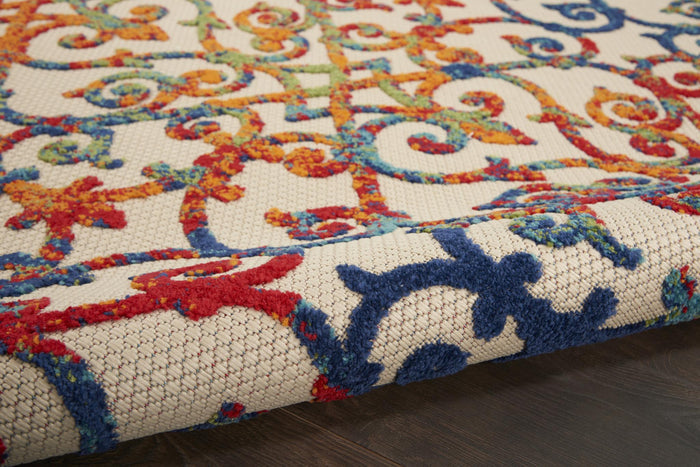 5' X 8' Ivory And Blue Indoor Outdoor Area Rug