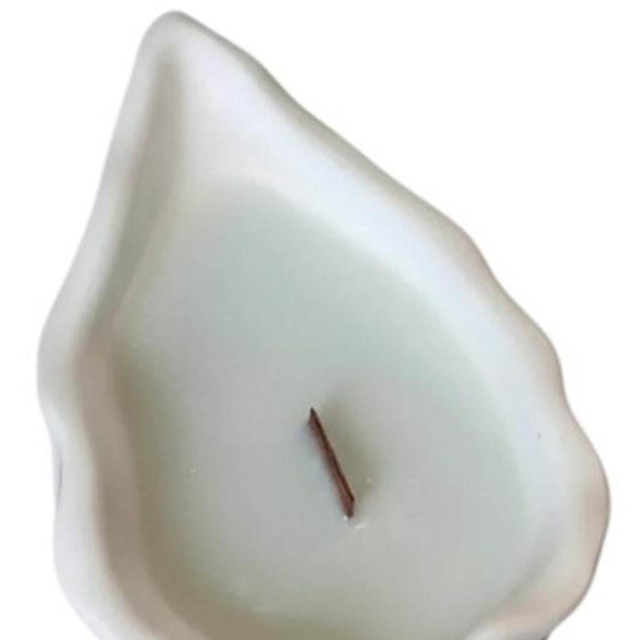 6" Light Blue Ocean Breeze Scented Soy Wax Candle In White Resin Novelty Holder
