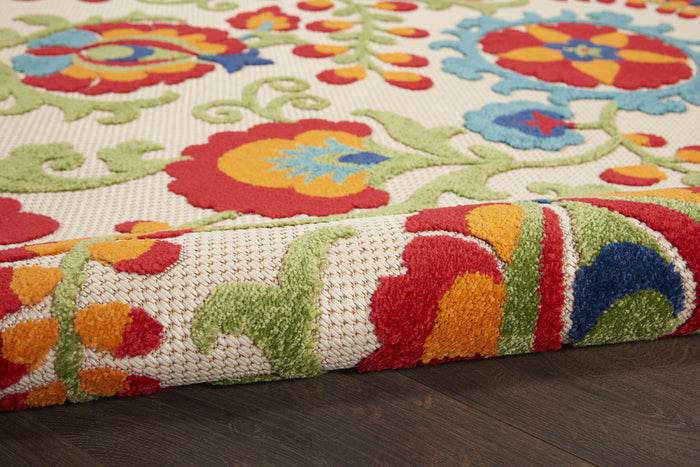 6' X 9' Green And Ivory Indoor Outdoor Area Rug