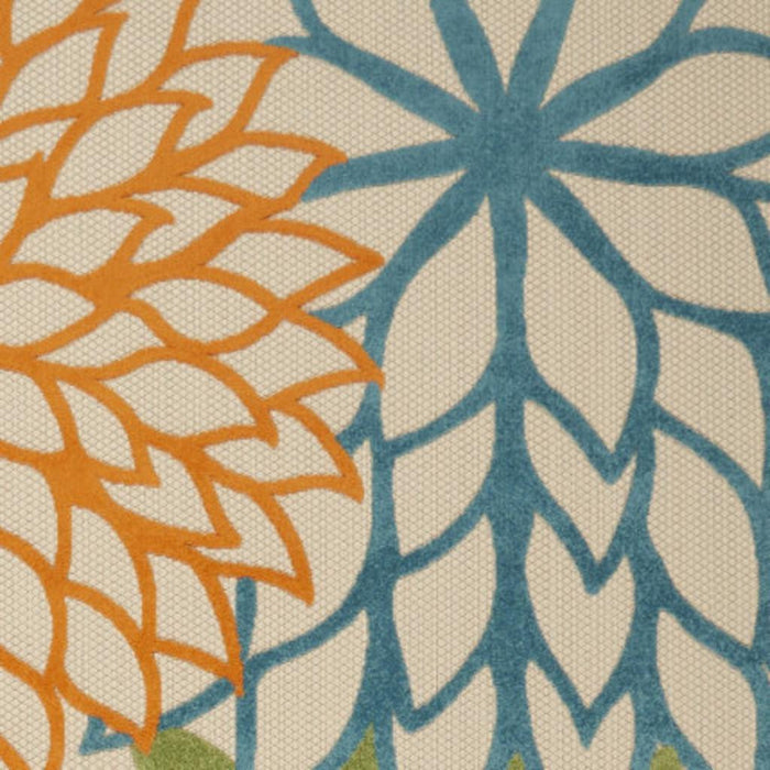 7' X 10' Ivory And Blue Floral Indoor Outdoor Area Rug