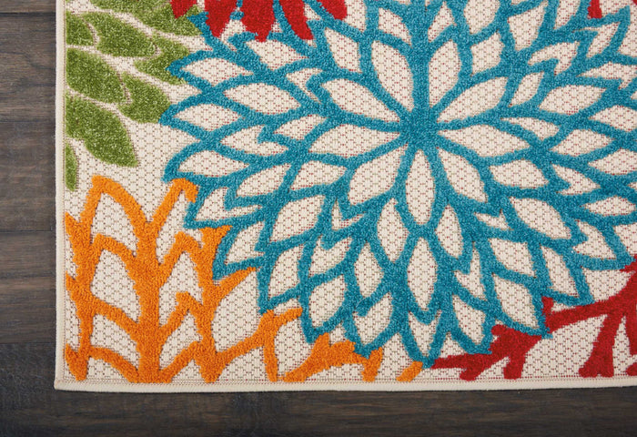 8' Green And Ivory Indoor Outdoor Area Rug