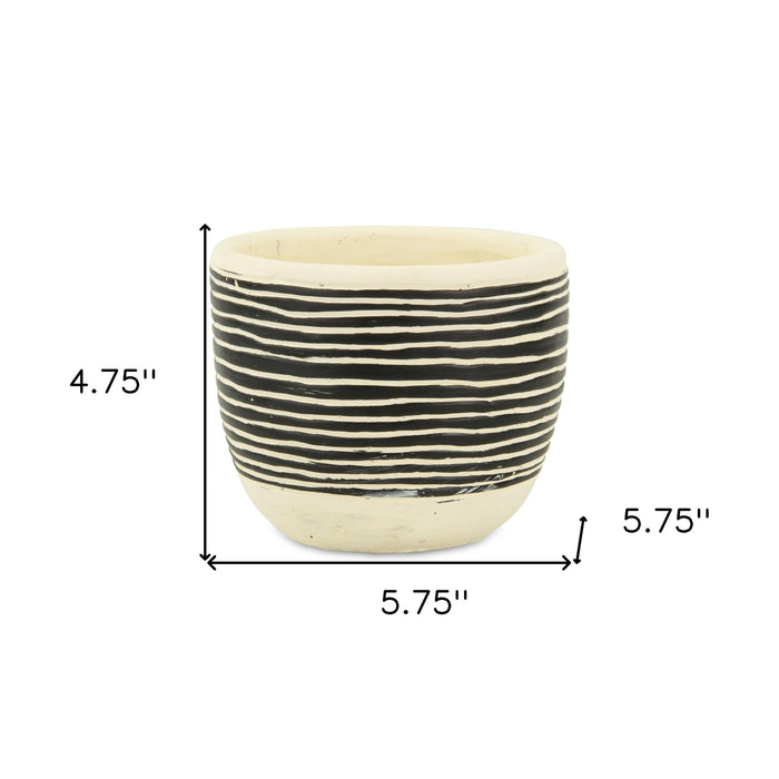 Black And White Ceramic 39 Ounce Striped Round Distressed Pot Planter