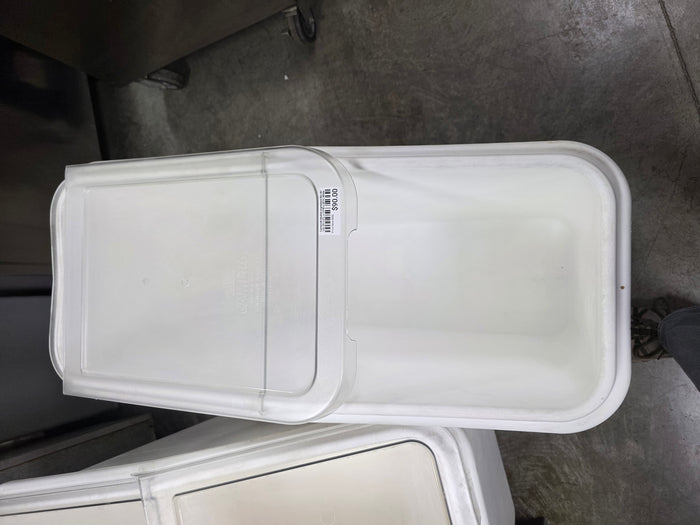 Cambro® Mobile Ingredient Bin W/ Lid, 29-1/2"L x 13"W x 28"H, White - BB