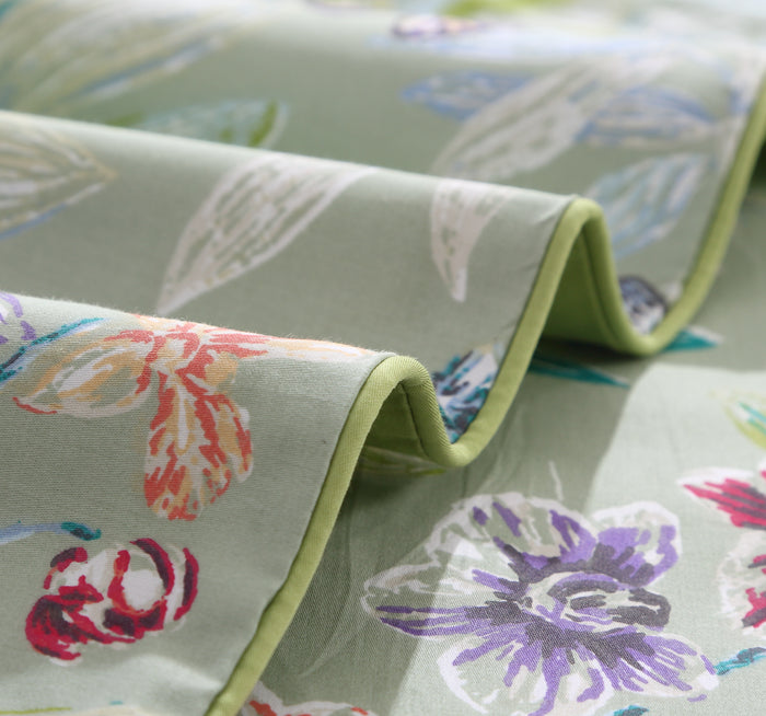 Fresh Garden Wildflower Print Custom Bedding Set Hidden Button Closure Inner Corner Ties Custom Size Bed Sheets