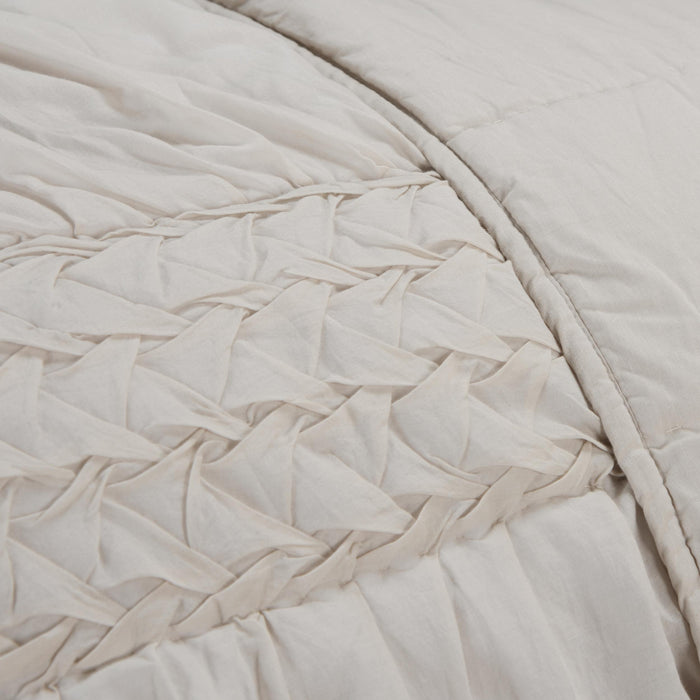 Ivory Geometric King Quilt