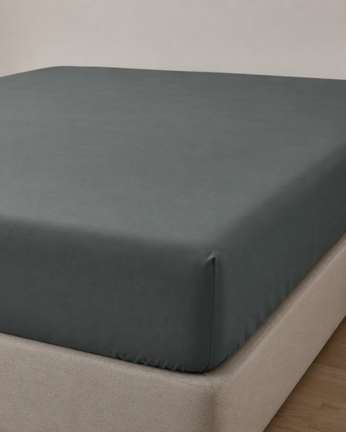 Microsilk Μονόχρωμο Σεντόνι με Λάστιχο Oscar 6 Αποχρώσεις-Ανθρακί-Διπλή
