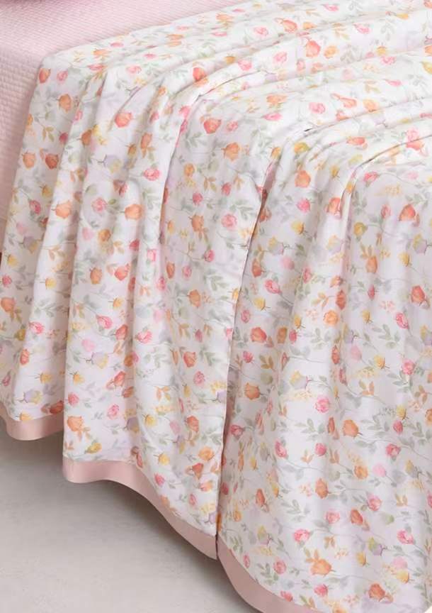 Misty Isle Flower Series Bedding Set