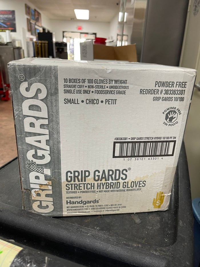 New Grip Gards Gloves Stretch Clear Small, PK1000 Case - Falcon Restaurant Supply - 1