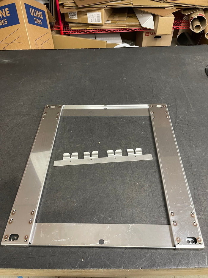 New Perlick 66734 Leg Bracket for 24" C Series Cabinets - Falcon Restaurant Supply - 1