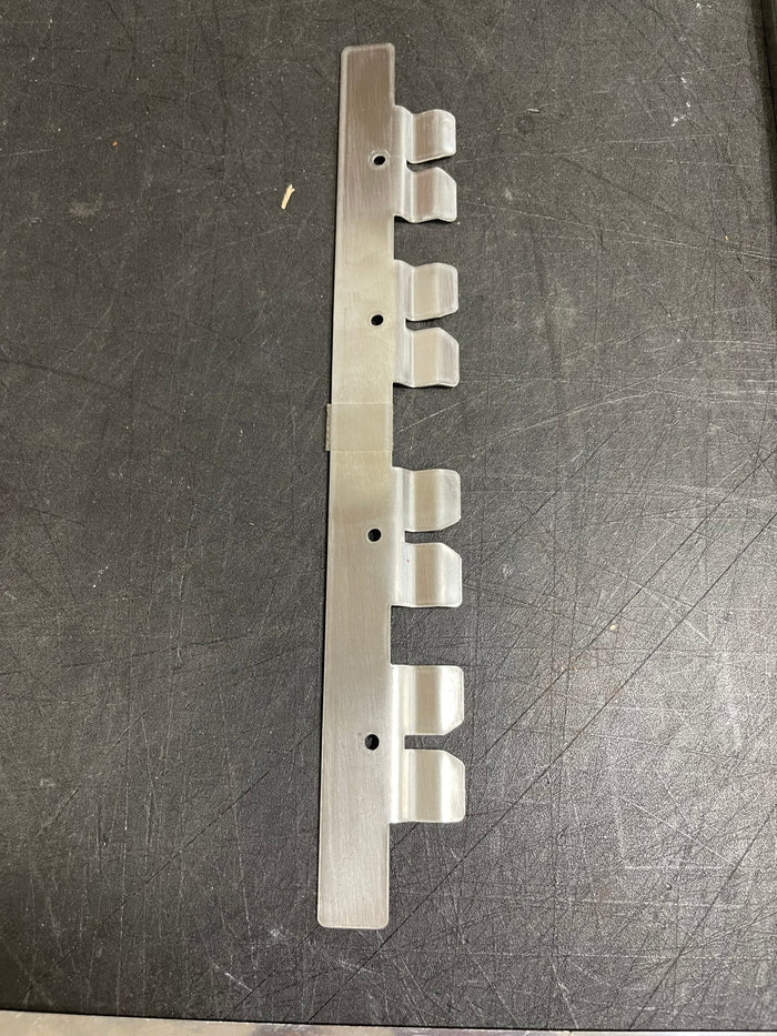 New Perlick 66734 Leg Bracket for 24" C Series Cabinets - Falcon Restaurant Supply - 4