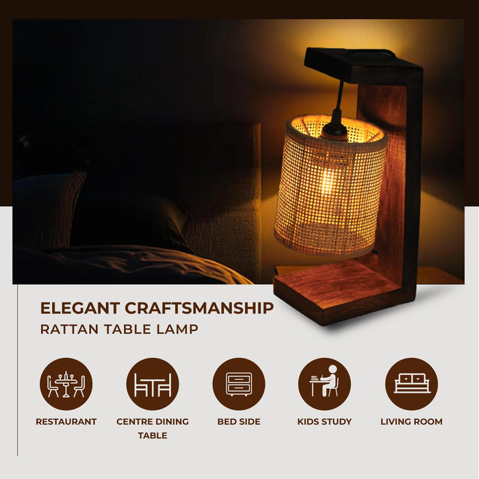Rattan Square Table Lamp – Natural Form, Warm Function