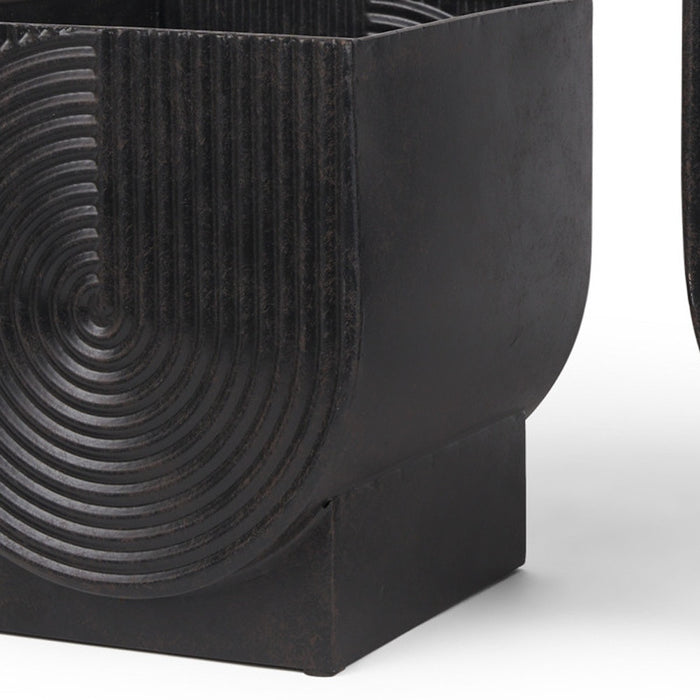 Set of Two Black Metal 20 Ounce Pot Planters