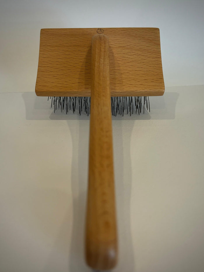 Spitz Groom Extra Firm Medium Dog Slicker Brush, front view with wooden handle