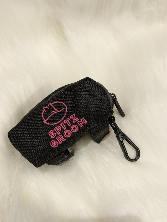 Black nylon Spitz Groom poo bag holder with pink logo and black clip