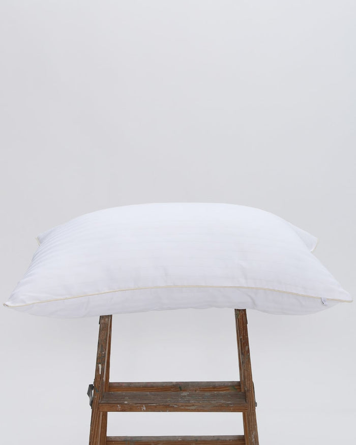 Μαλακό Μαξιλάρι Ύπνου με Μπεζ Ρέλι Studio 50x70cm