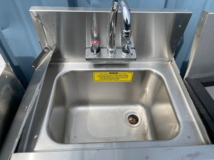 Used 18" Stainless Steel Blender Station with Sink - SS103 - Falcon Restaurant Supply - 3