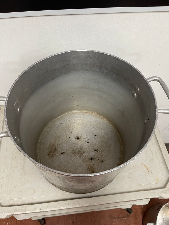 Used 30qt Aluminum Stock pot