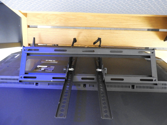 Used 42" Hitachi Roku TV with Wall Mount - Falcon Restaurant Supply - 4