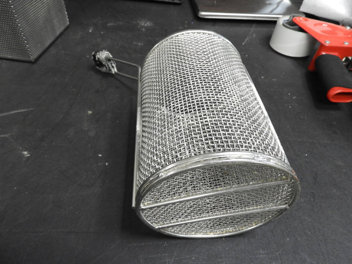 Used 5.25"x7.25" Round Stainless Mesh Frying Basket C IP - Falcon Restaurant Supply - 2