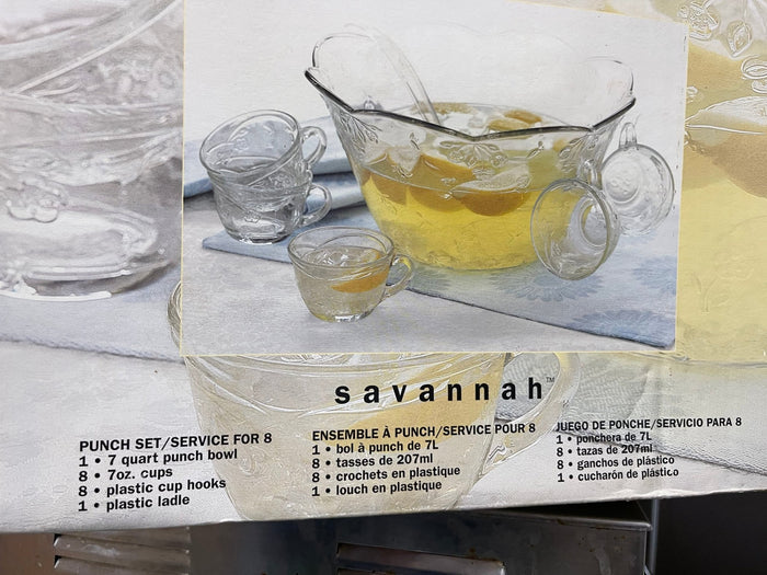 Used Anchor Savannah 7 Quart Glass Punch Bowl Set for 8 - Falcon Restaurant Supply - 6