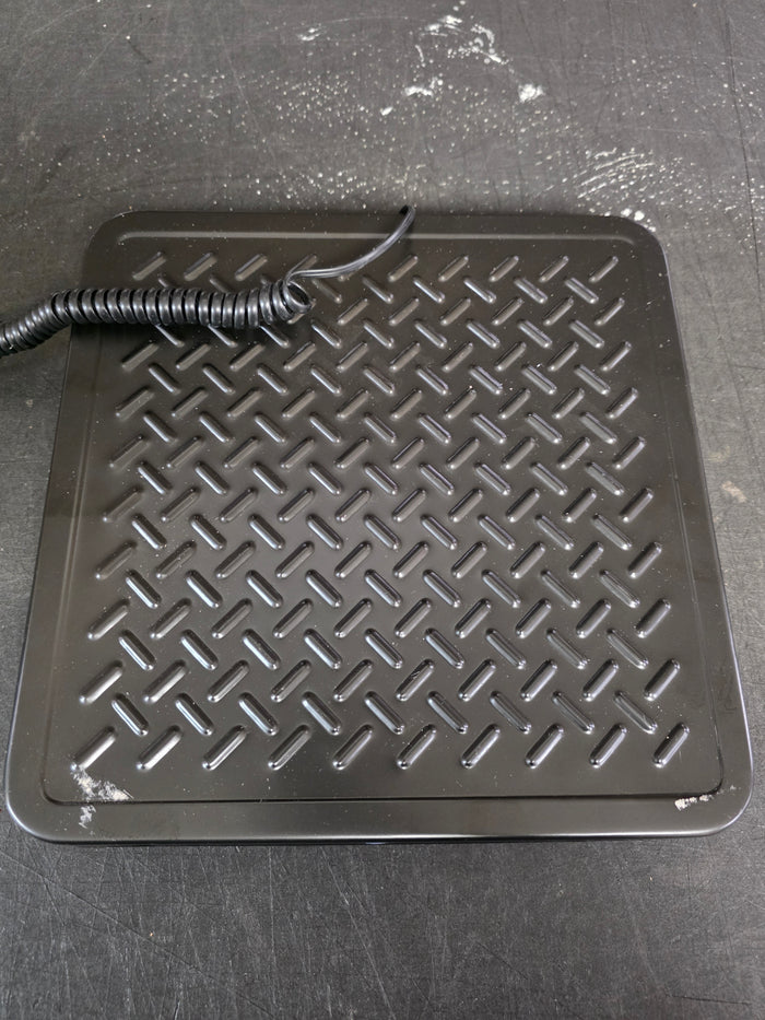 Used AVAWEIGH 334RS400T 400lb Digital Treaded Receiving Scale with Remote Display - FG9