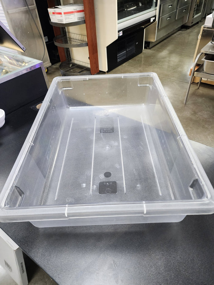 Used Carlisle 1062107 Clear StorPlus 8.5 Gallon Polycarbonate Food Storage Box - Falcon Restaurant Supply - 1
