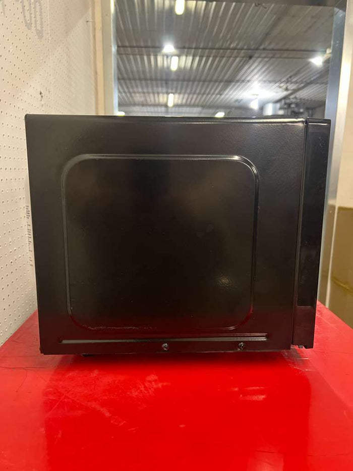 Used Emerson MW9255B Touch Control Microwave Oven 900W 0.9 Cu Ft - TH1 - Falcon Restaurant Supply - 2