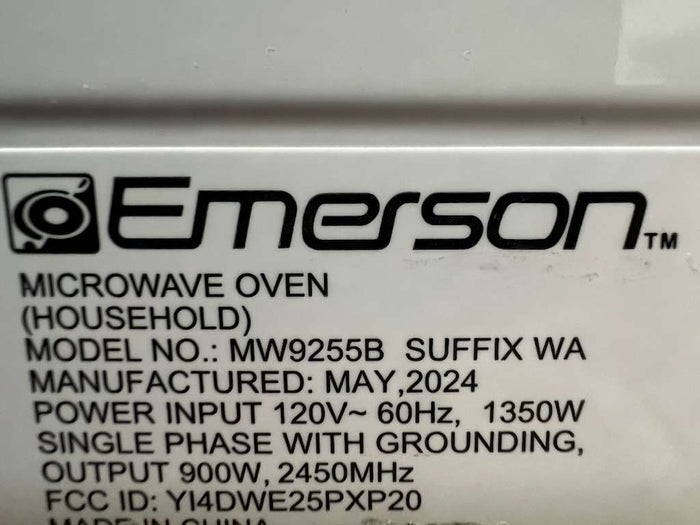 Used Emerson MW9255B Touch Control Microwave Oven 900W 0.9 Cu Ft - TH1 - Falcon Restaurant Supply - 6