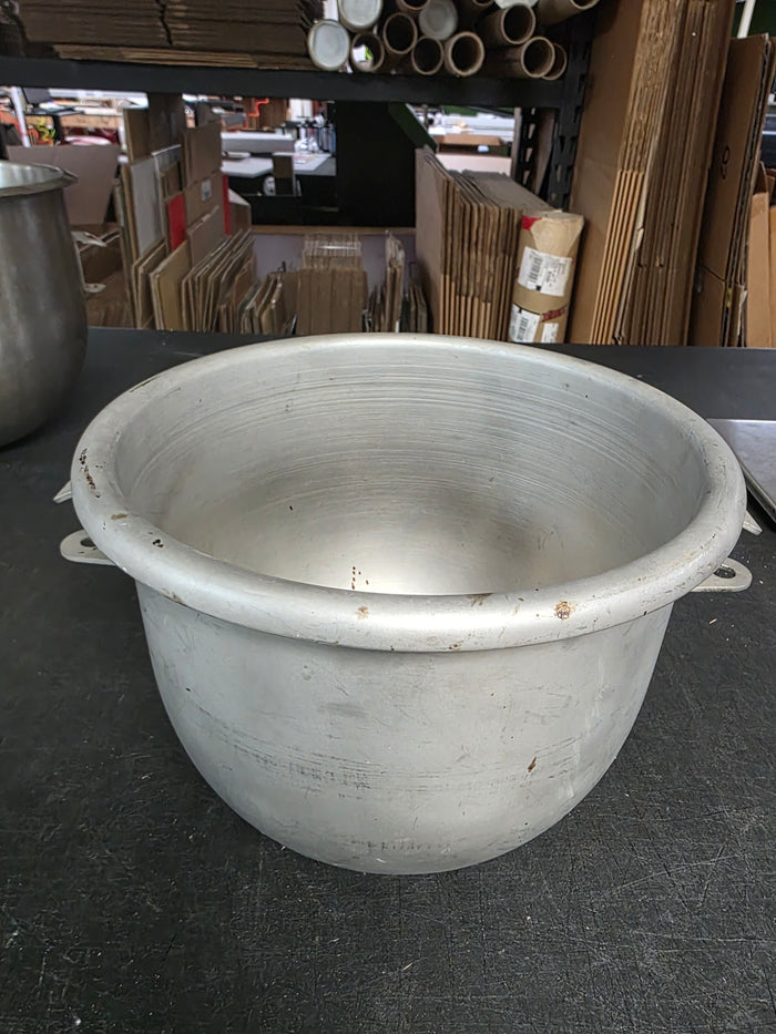 Used Hobart A-200-12 Mixing Bowl for 12Qt Mixer - SU2