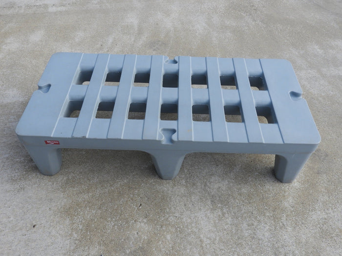 Used Metro HP2248PDMB 48" x 22" x 12" Bow Tie Dunnage Rack 3000lb - Falcon Restaurant Supply - 1