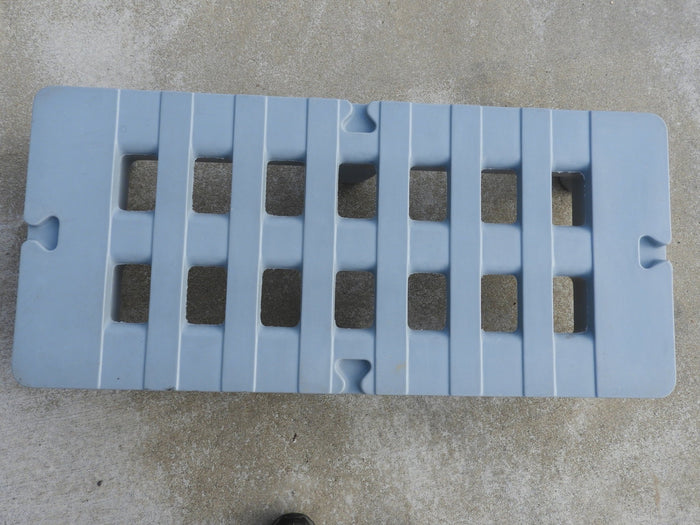 Used Metro HP2248PDMB 48" x 22" x 12" Bow Tie Dunnage Rack 3000lb - Falcon Restaurant Supply - 2