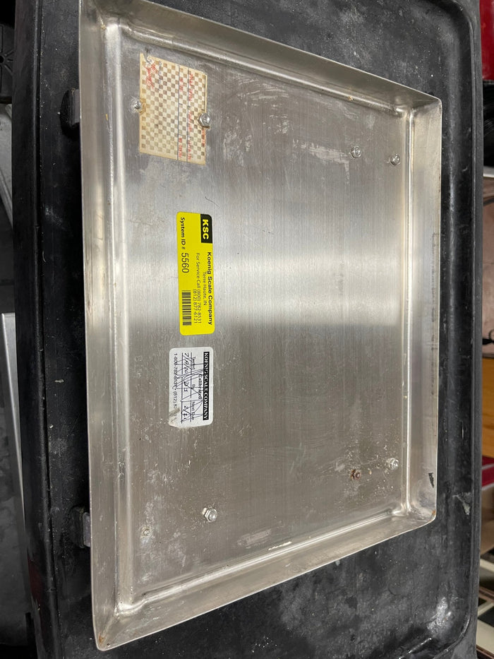 Used Mettler Toledo 8270 Commercial Counter Weighing Scale - 50lbs - Falcon Restaurant Supply - 2