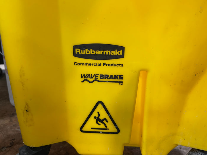 Used Rubbermaid WaveBrake 35 Qt Side-Press Mop Bucket & Wringer Combo on Wheels