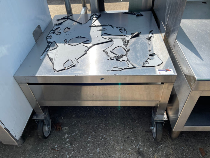 Used Stainless Steel Equipment Stand - SS73 - Falcon Restaurant Supply - 2