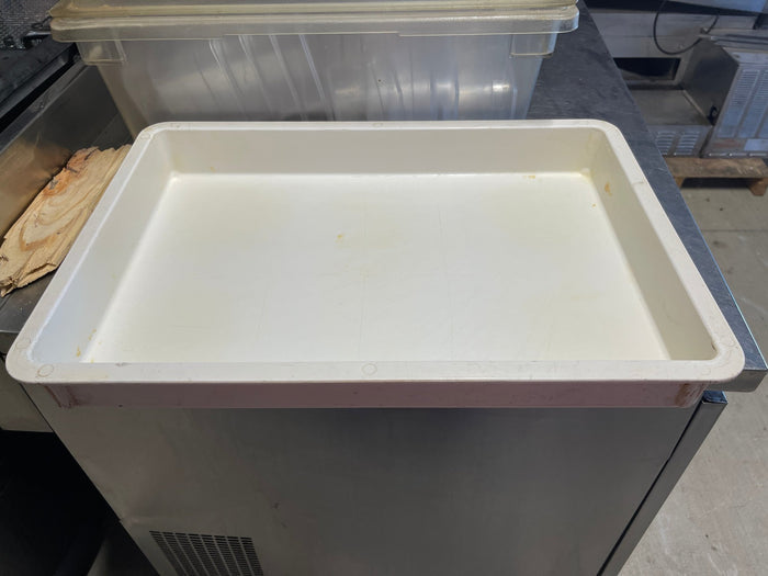 Used White Stackable Commercial Plastic Dough Tray Pan 26"Lx18"Wx3"H - Falcon Restaurant Supply - 1